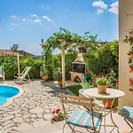 Marina Garden Villa *