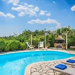 Marina Garden Trapezaki (Kefalonia)